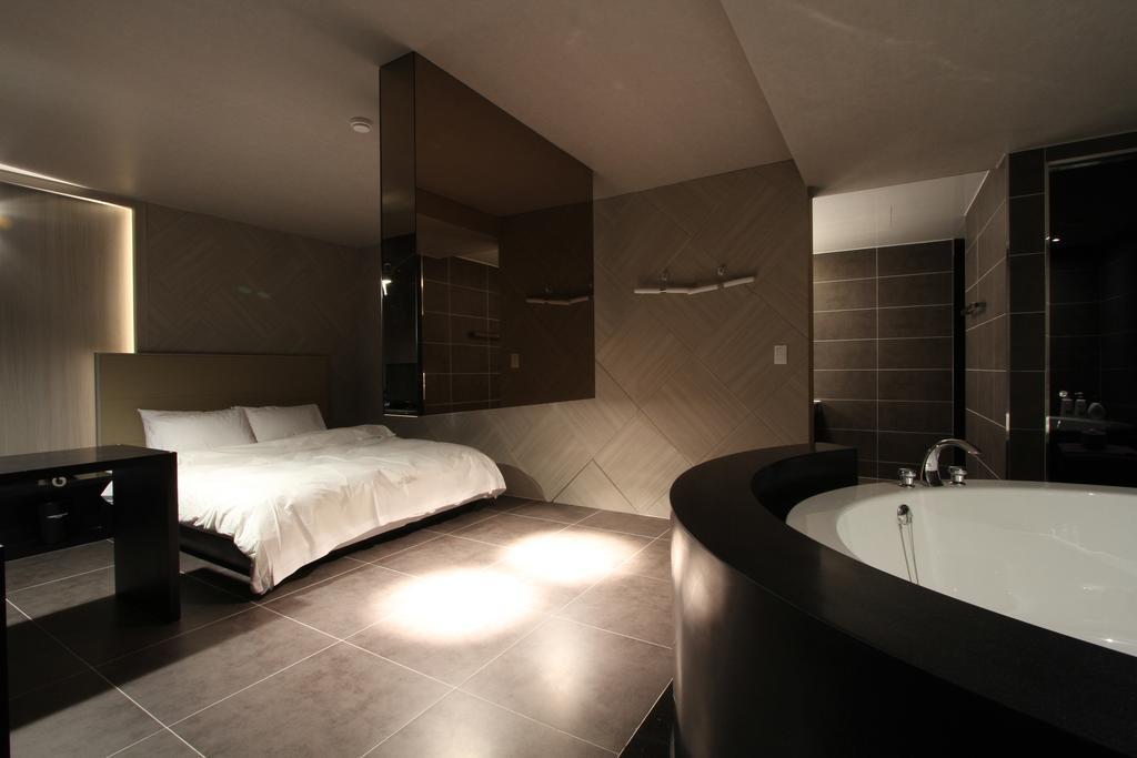 Valentine Hotel Kōyō Cameră foto